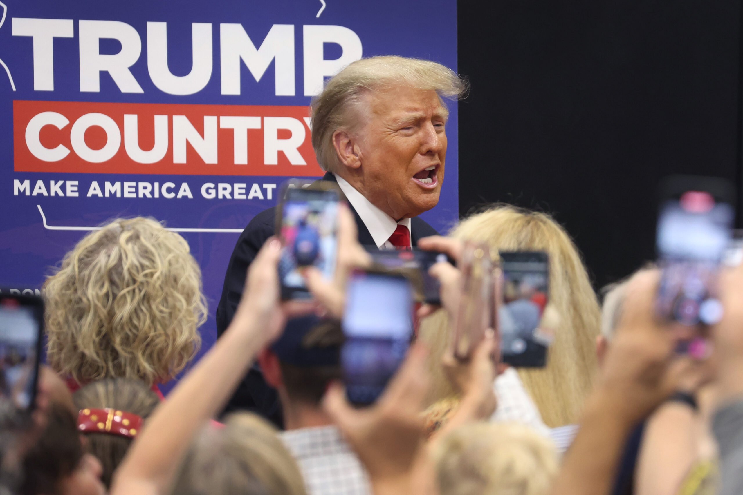 Donald Trump: Indicted