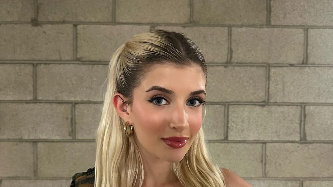 Sami Sheen Flaunts Breast Augmentation Results After Surgery